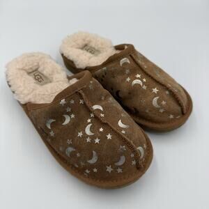 UGG Kids Suede Slipper Clogs Keegan Moon Star Print Shearling Lined Size 13